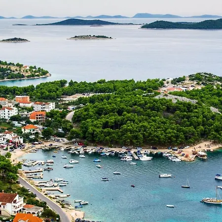 In With Terrace, Air Conditioning, Wi-fi, Dishwasher Apartment Biograd Na Moru