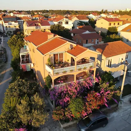 In With Terrace, Air Conditioning, Wi-fi, Dishwasher * Biograd Na Moru